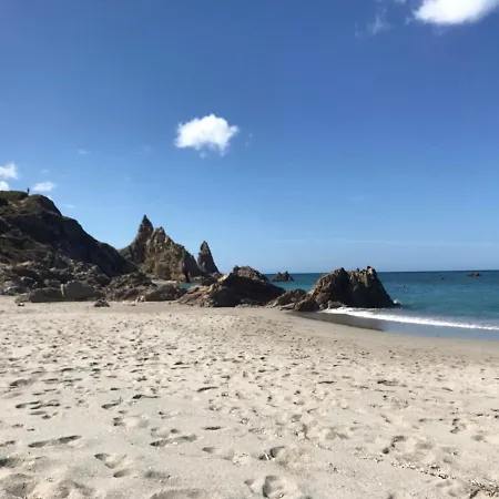Casa Di Maia, Piscina, Posto Auto E Giardino *