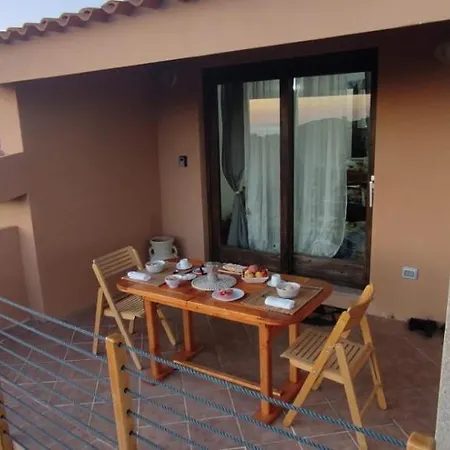 Casa Di Maia, Piscina, Posto Auto E Giardino Casa vacanze Costa Paradiso