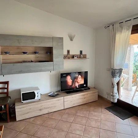 Casa Di Maia, Piscina, Posto Auto E Giardino *