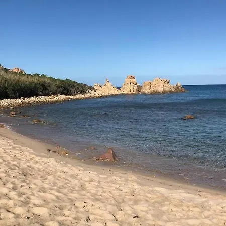Casa Di Maia, Piscina, Posto Auto E Giardino בית נופש