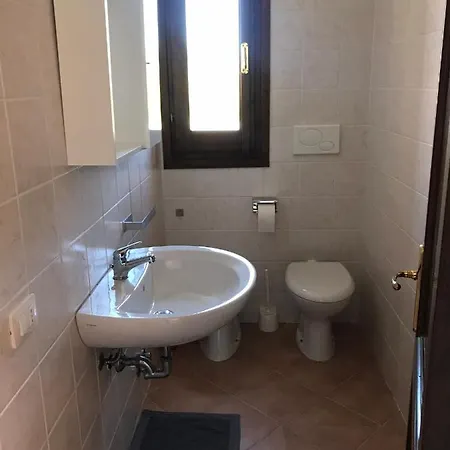 Casa Di Maia, Piscina, Posto Auto E Giardino *