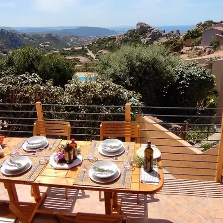 Casa Di Maia, Piscina, Posto Auto E Giardino בית נופש *