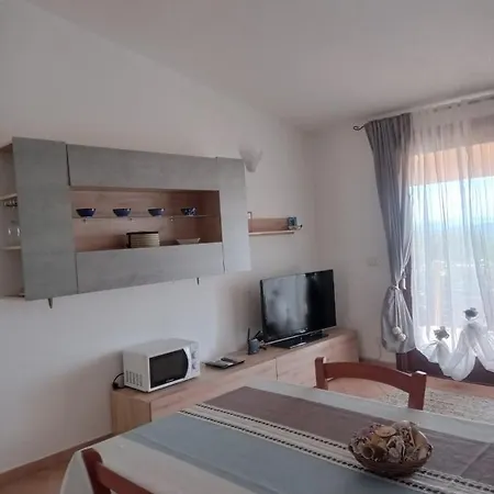 בית נופש Casa Di Maia, Piscina, Posto Auto E Giardino