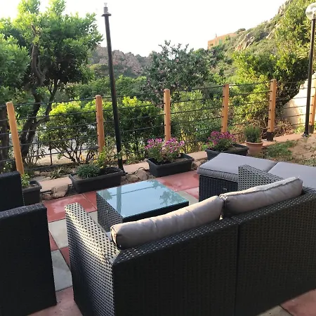 Vakantiehuis Casa Di Maia, Piscina, Posto Auto E Giardino Costa Paradiso