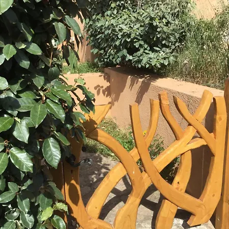 Casa Di Maia, Piscina, Posto Auto E Giardino בית נופש